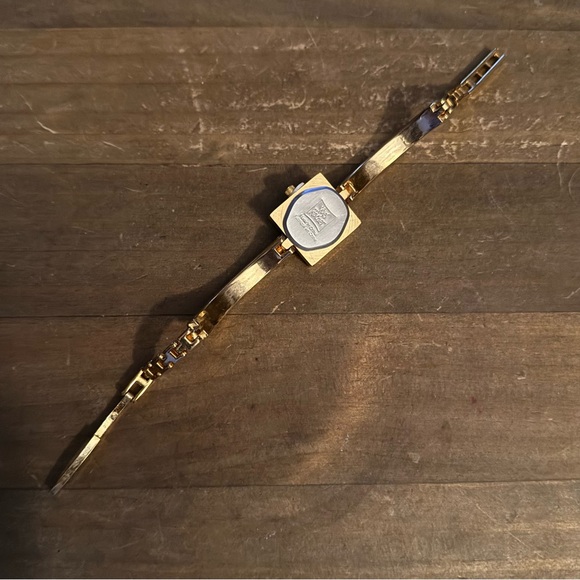 Vintage Yves Rocher gold tone crystal watch - Picture 6 of 11